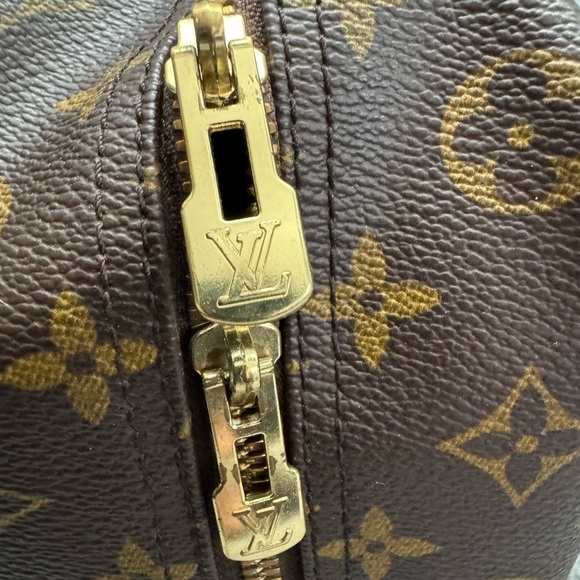 Louis Vuitton Deauville Monogram Handbag GUC - Picture 5 of 16